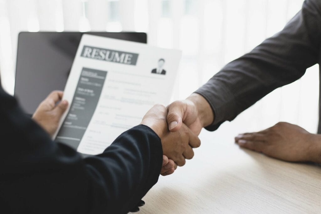 tip to find a Graduate job