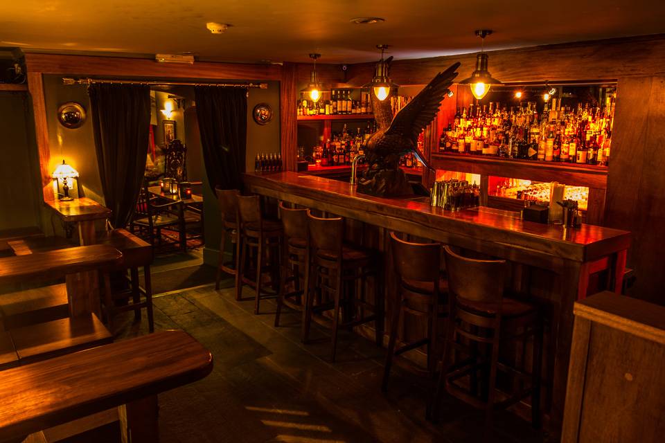 Check out these must see underground cocktail bars in Bath