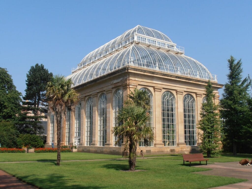 Take a walk through the Royal Botanic Garden