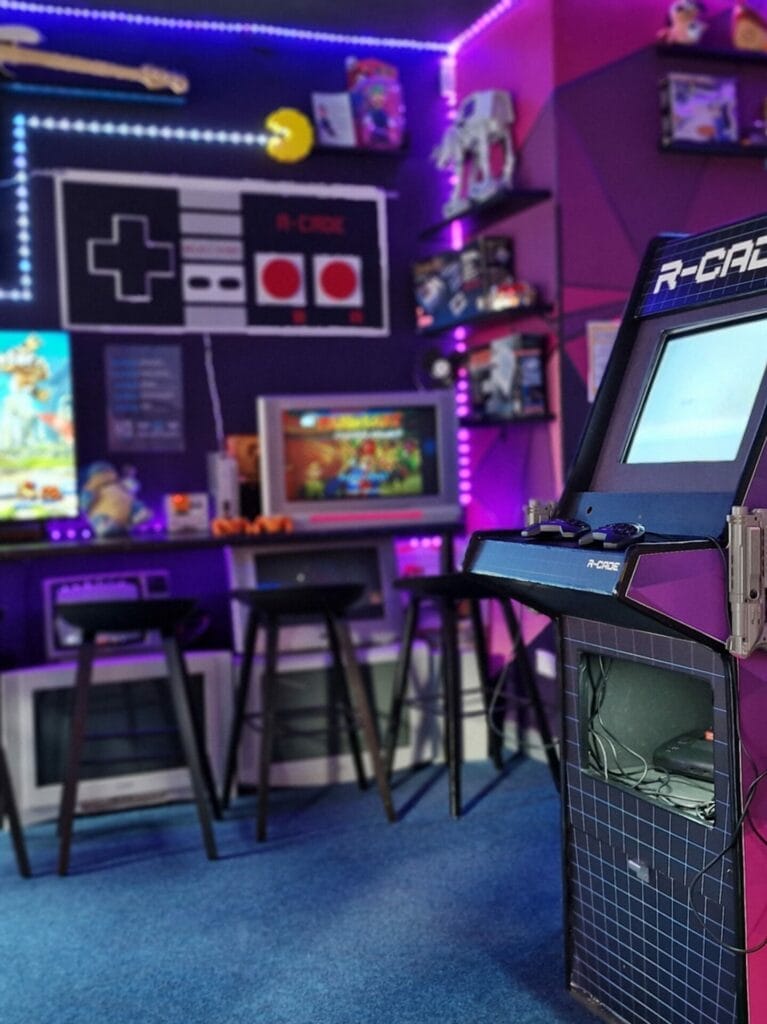 R-CADE