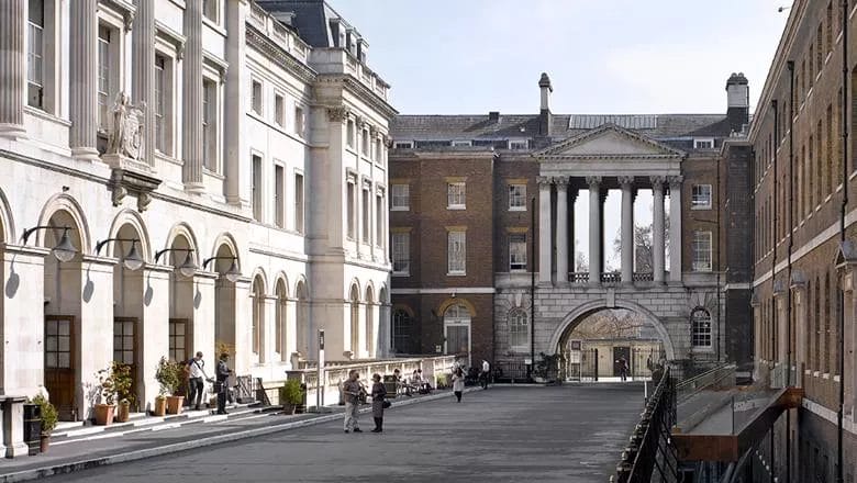King's College London economics courses
