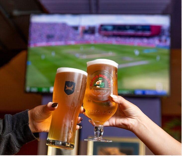 Here are the 10 Best Student Bars in Bristol