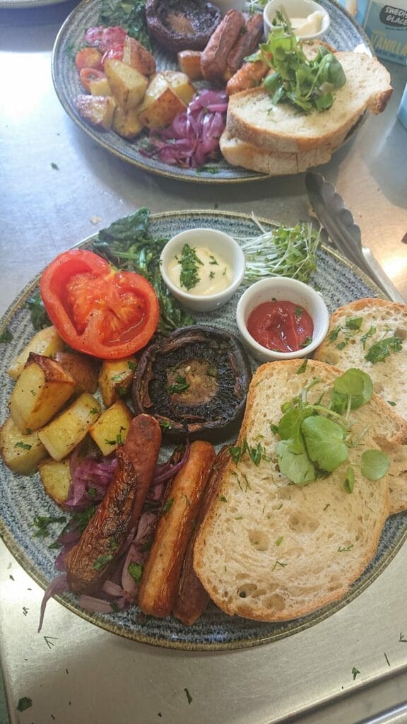 Goji vegetarain brunch York