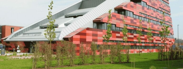 University of Nottingham vs Nottingham Trent - which is better?